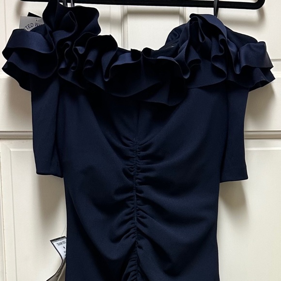 XSCAPE Navy Off Shoulder Long Gown NWT - Picture 3 of 7